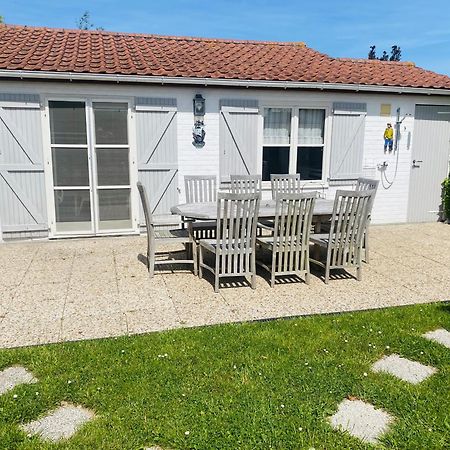 Zeepark Zeewind Hotel Bredene Exterior foto